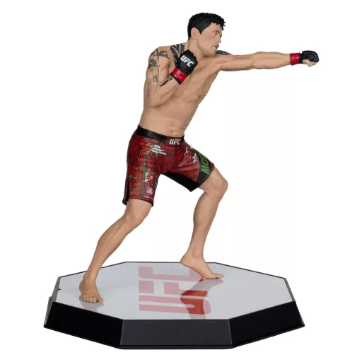 UFC Posed PVC Statue Brandon Moreno 16 cm