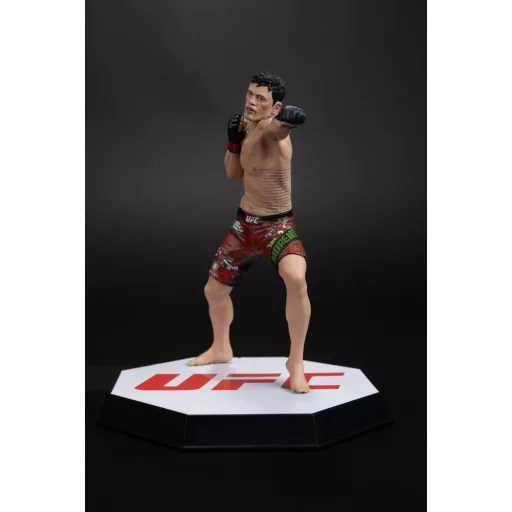 UFC Posed PVC Statue Brandon Moreno 16 cm