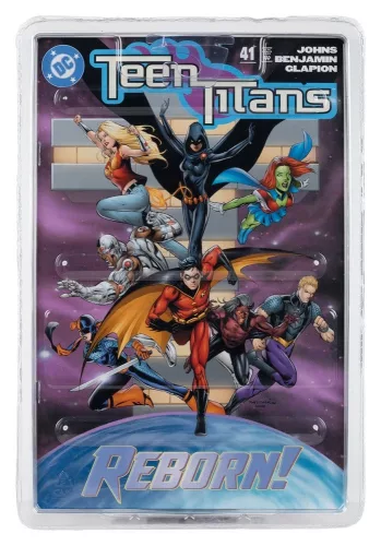 DC Direct Page Punchers Action Figure Miss Martian (Teen Titans #41) (Red Platinum Edition) 17 cm