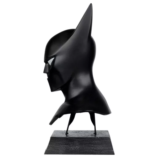 DC Direct Prop Replica 1/3 Batman Cowl (Batman Beyond Animated) 18 cm