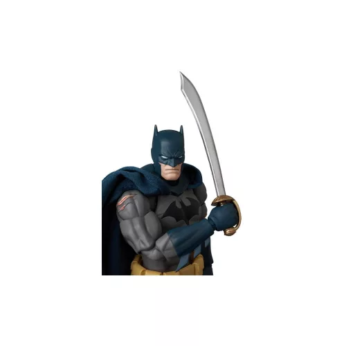 DC Comics MAFEX Action Figure Batman Damage Ver. (Batman: Hush Ver.) 16 cm