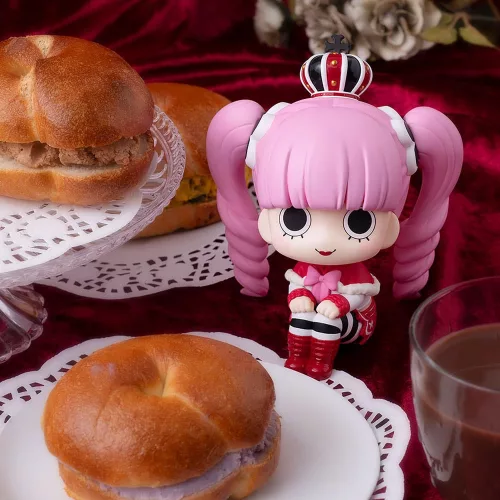 One Piece Look Up PVC Figure Perona 11 cm (Repeat)
