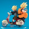 Dragonball Z 05 Desktop Real McCoy PVC Diorama Super Saiyan Son Goku & Super Saiyan Son Gohan & Motorbike 16 cm