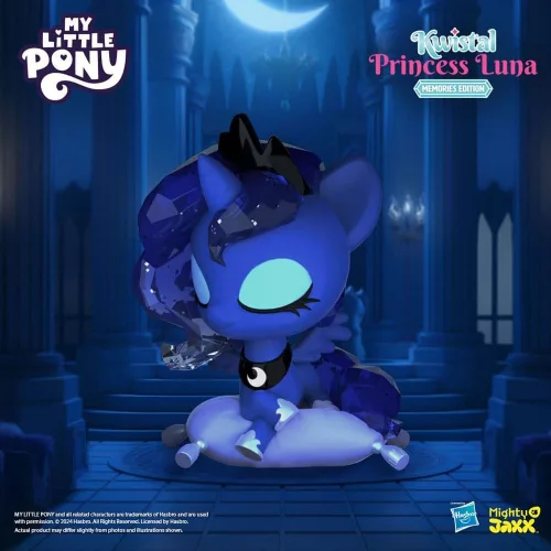 My Little Pony Vinyl Figura Princess Luna Memories Edition 15 cm