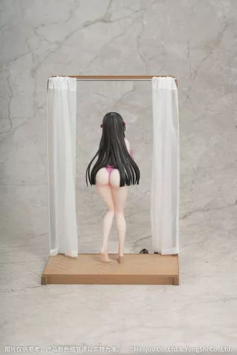 Azur Lane Gift+ PVC Figure 1/8 Trinidad Trapper in the Changing Room Ver. 23 cm