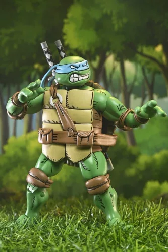 Teenage Mutant Ninja Turtles x Usagi Yojimbo Ultimate Action Figure Leonardo 18 cm