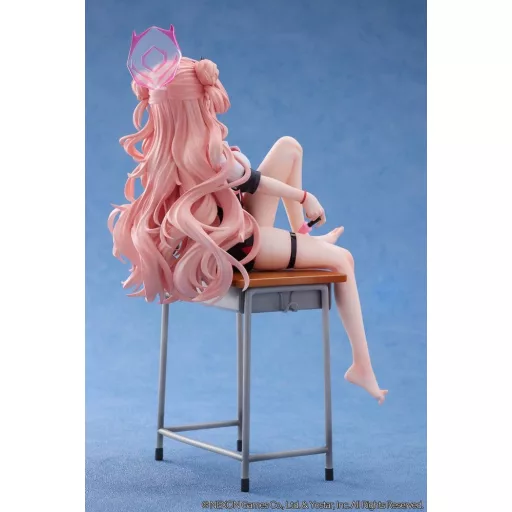 Blue Archive PVC Figure 1/7 Kirara Memorial Lobby Ver. 27 cm