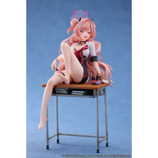 Blue Archive PVC Figure 1/7 Kirara Memorial Lobby Ver. 27 cm