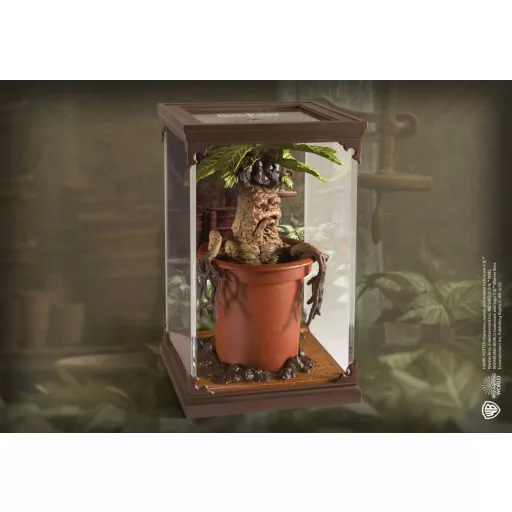 Harry Potter Magical Creatures Szobor Mandrake 13 cm