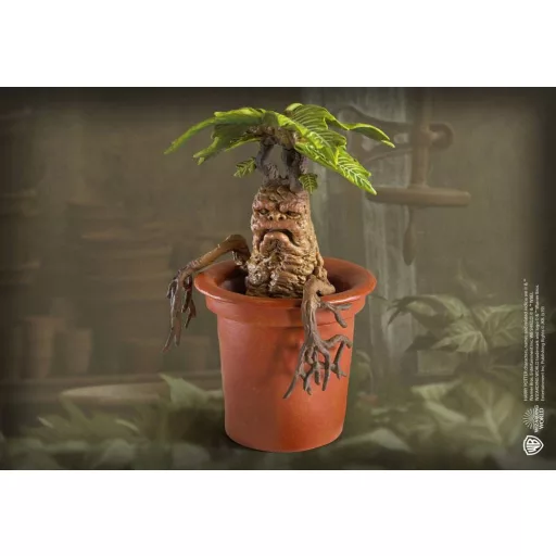 Harry Potter Magical Creatures Szobor Mandrake 13 cm