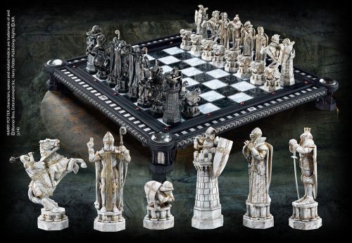 Harry Potter The Final Challenge Chess Set