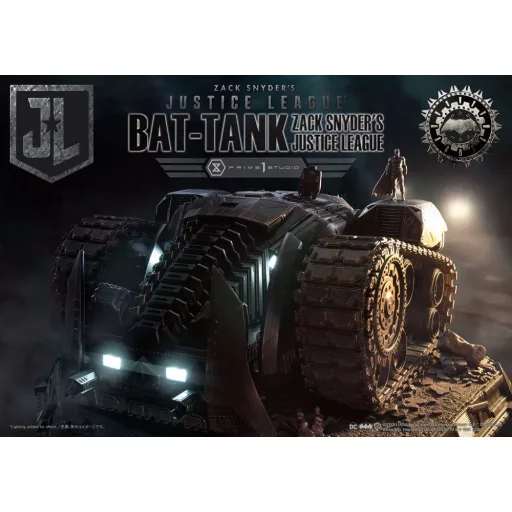 Zack Snyder's Justice League Museum Masterline Diorama Bat-Tank Deluxe Version 36 cm