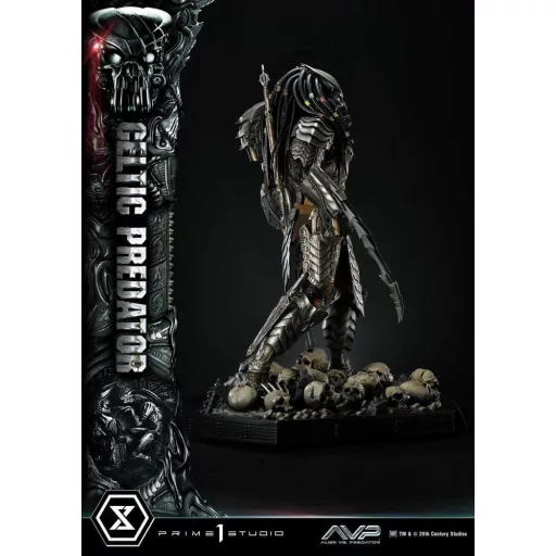 The Alien vs. Predator Museum Masterline Series Szobor 1/3 Celtic Predator Bonus Ver. 95 cm