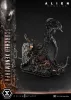 Alien: Romulus Museum Masterline XL Statue 1/3 Scorched Xenomorph 98 cm