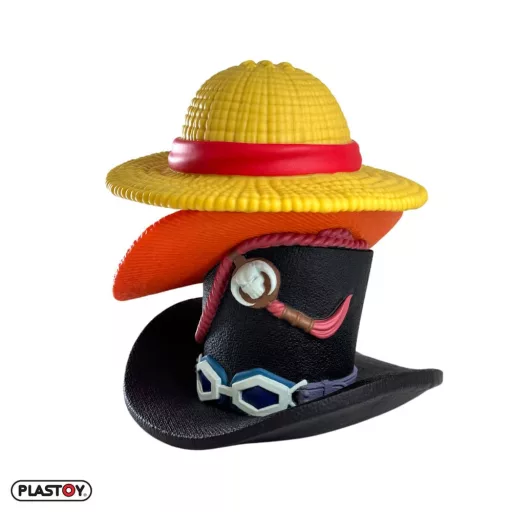 One Piece Persely Stack of Hats