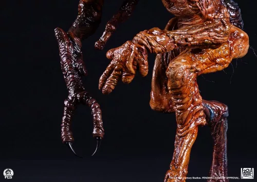 The Fly Statue 1/4 41 cm