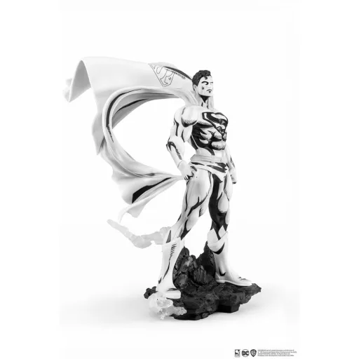 Batman PX PVC Szobor 1/8 SDCC 2024 Superman Black & White Version 30 cm