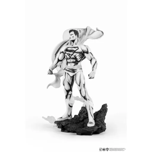 Batman PX PVC Szobor 1/8 SDCC 2024 Superman Black & White Version 30 cm