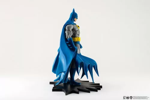 Batman PX PVC Szobor 1/8 Batman Classic Version 27 cm