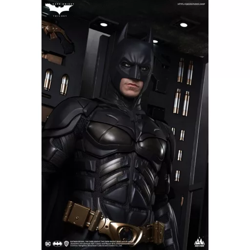 The Dark Knight Life-Size Statue Batman Ultimate Edition 207 cm