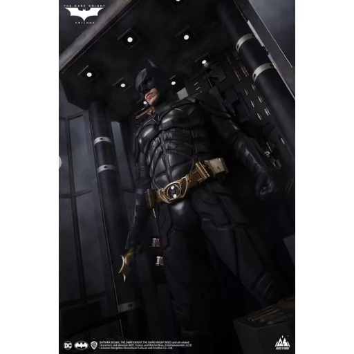 The Dark Knight Life-Size Statue Batman Ultimate Edition 207 cm