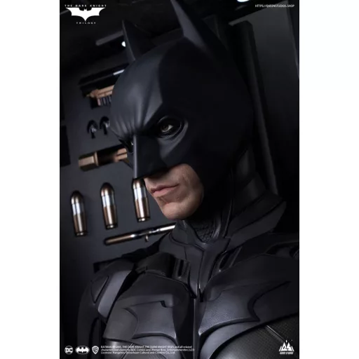 The Dark Knight Life-Size Statue Batman Ultimate Edition 207 cm
