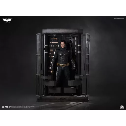 The Dark Knight Life-Size Statue Batman Ultimate Edition 207 cm