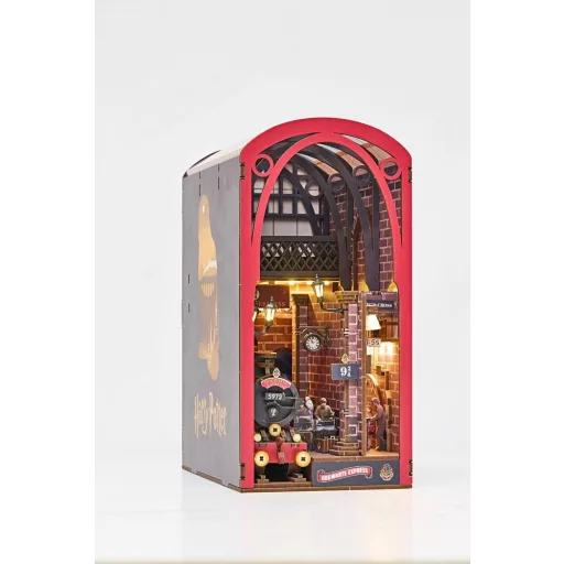 Harry Potter Tiny Adventures Book Nook Mini Diorama Hogwarts Express 18 cm