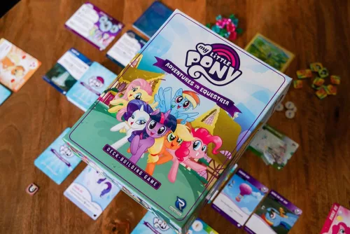 My Little Pony card game Deck-Building Adventures in Equestria *Englische Version*