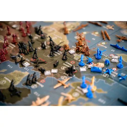 Axis & Allies board game Axis & Allies: 1940 Europe Second Edition *English Version*