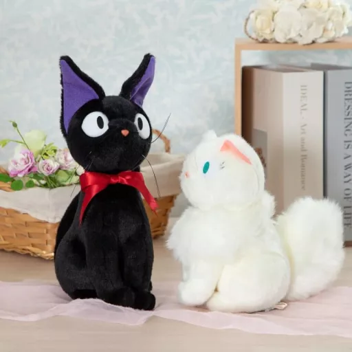 Kiki's Delivery Service Plüss Figura Jiji Sitting M 32 cm