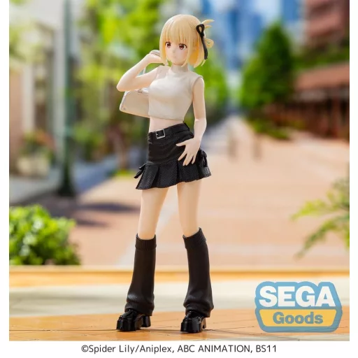 Lycoris Recoil High Premium Figure PVC Figure Chisato Nishikigi Street Snap 20 cm