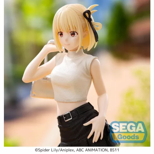 Lycoris Recoil High Premium Figure PVC Figure Chisato Nishikigi Street Snap 20 cm