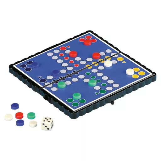 Magnetic Travel Games Display (24)