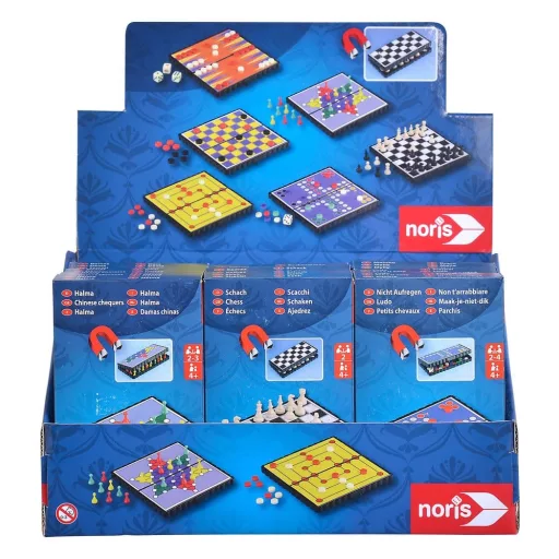 Magnetic Travel Games Display (24)