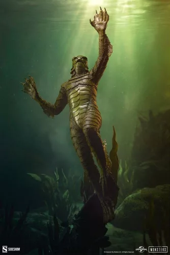 Universal Monsters Premium Format Figure Creature from the Black Lagoon 80 cm
