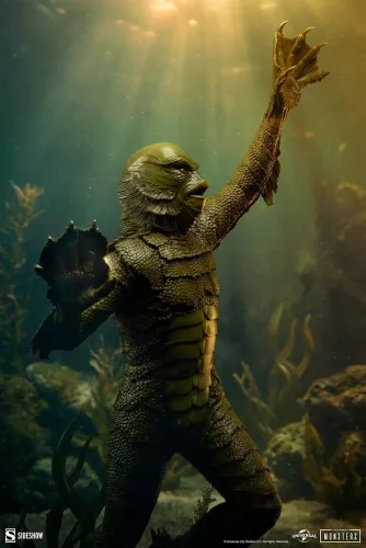 Universal Monsters Premium Format Figure Creature from the Black Lagoon 80 cm