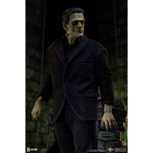 Frankenstein Premium Format Mixed Media Statue Frankenstein (Fabric Costume) 57 cm