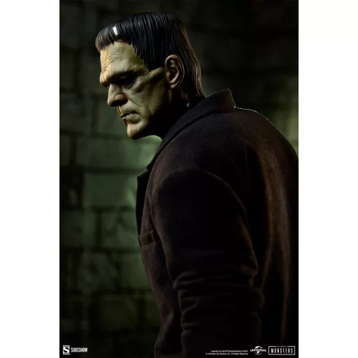 Frankenstein Premium Format Mixed Media Statue Frankenstein (Fabric Costume) 57 cm