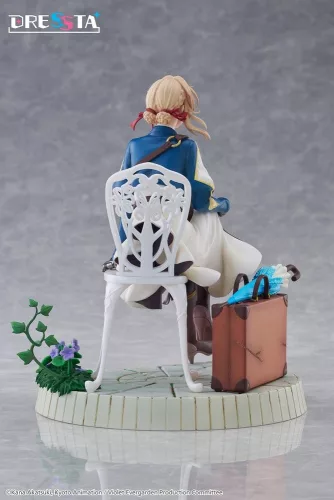 Violet Evergarden Dressta PVC Figura Violet Evergarden 17 cm