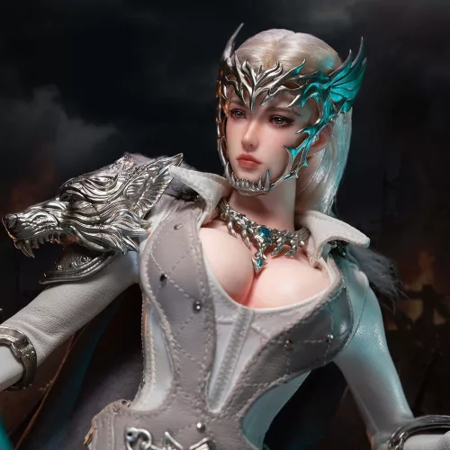 The Girl Under Wolf's Ward Action Figure 1/6 Alina (Silver) 30 cm
