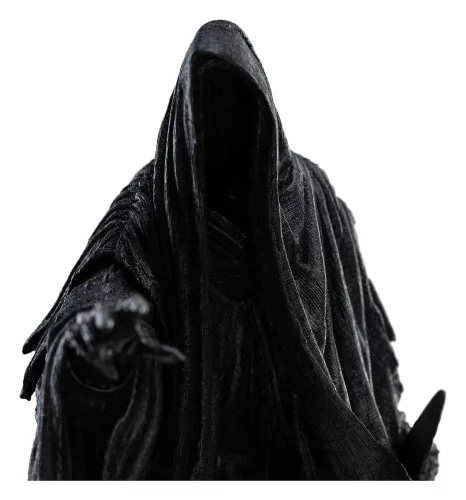 The Lord of the Rings Trilogy Mini Statue Ringwraith at the Prancing Pony 18 cm